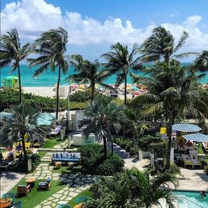 Meet your Posher, Neena